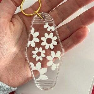 Motel Keychain - Floral pattern